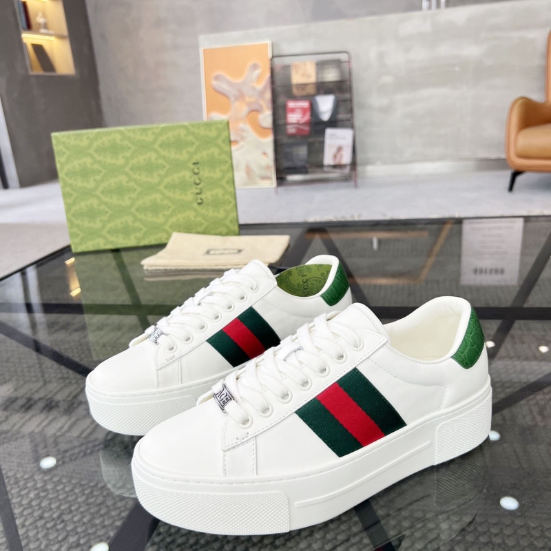 G*u*i casual shoes